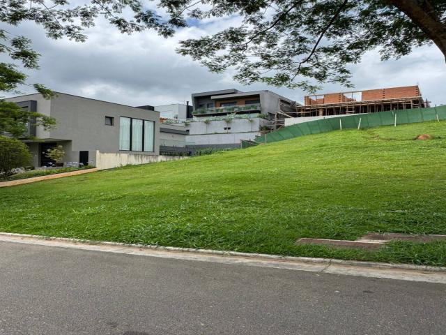 Terreno em condomínio para Venda em Santana de Parnaíba - 4