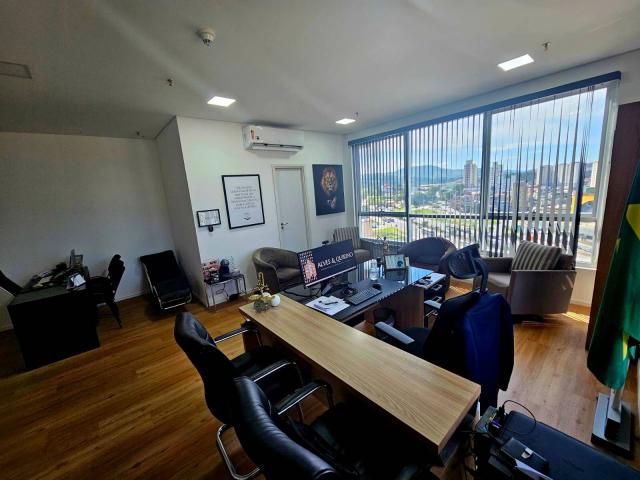 Sala para Venda em Barueri - 4